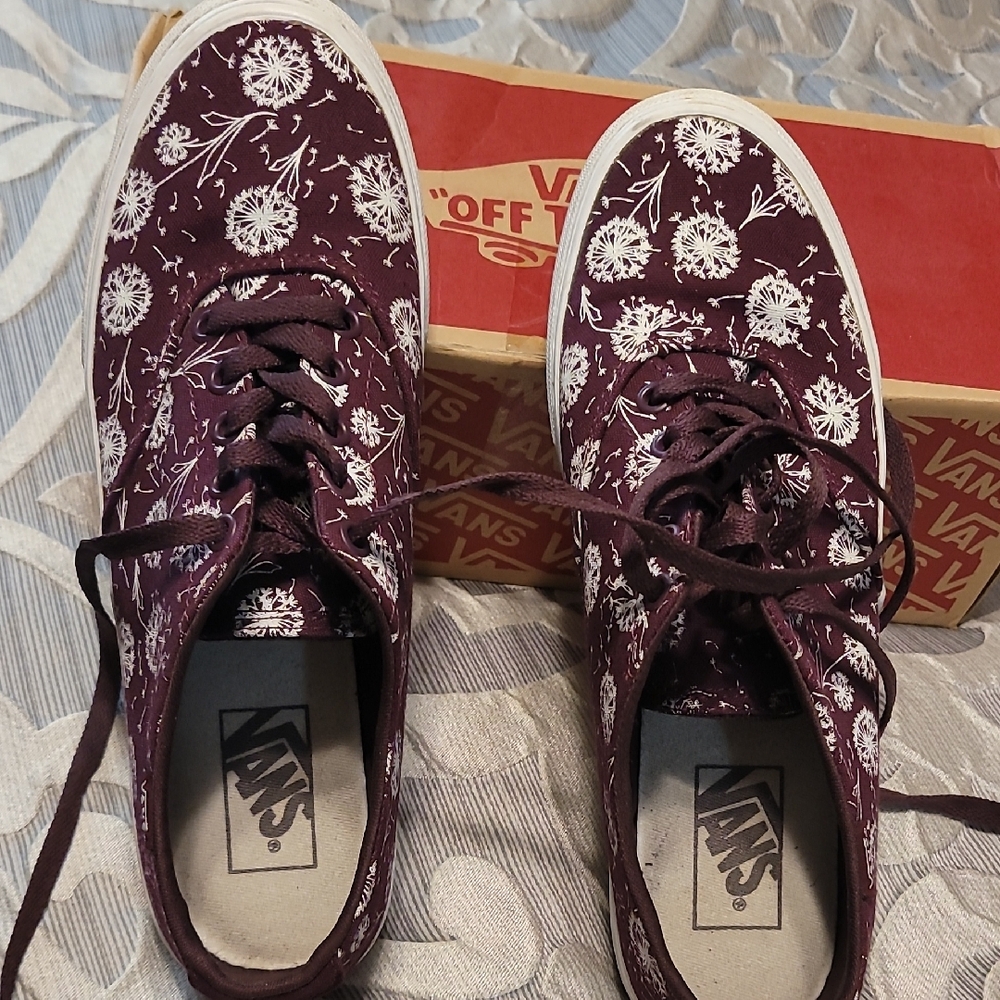 Vans Women's Burgundy Floral Sneakers